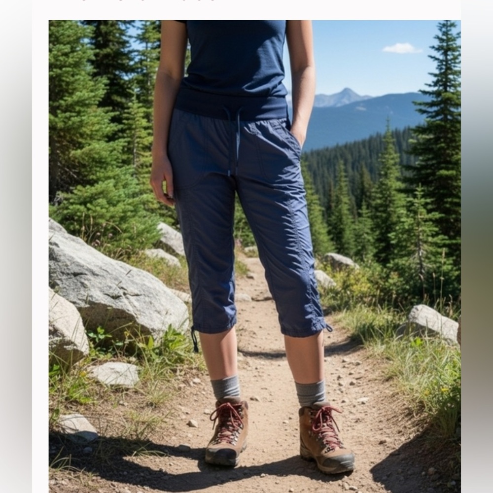 Women's north face Aphrodite crop studio pant Navy Outdoor hike BBL XS 2 4